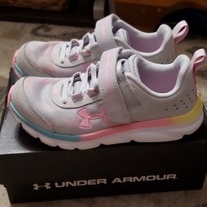 Under Armour girls sneakers size 13